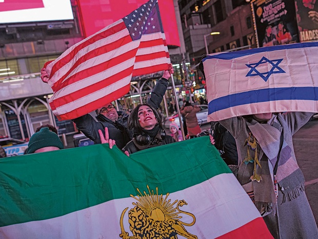 Историческое решение Трампа о прямой конфронтации с Тегераном