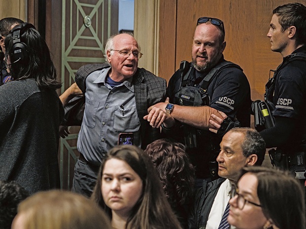 Послали Беню к бениной матери