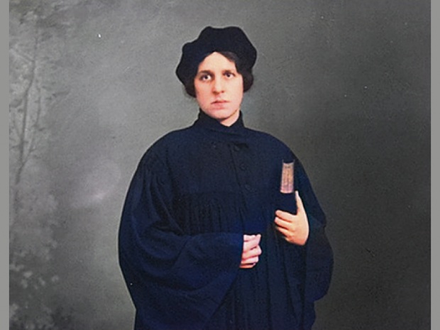 «Я должна бороться за Бога»