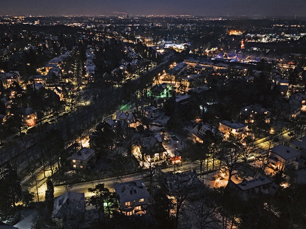 Отсель грозить мы будем светом